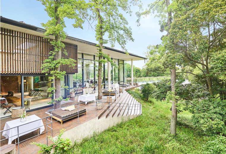IRIS WATER TERRACE AYAMEIKE